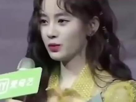 鞠婧祎张云龙新剧《来战》爆点拉满!带伤拍摄超敬业,剧情互动双吸睛#娱乐八卦#娱乐解说#明星人物