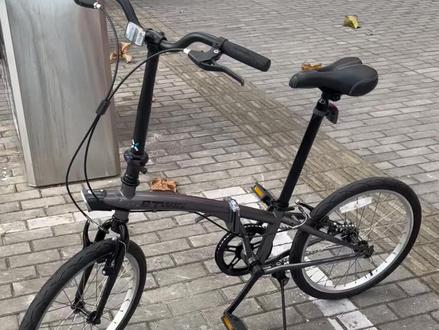 法国迪卡侬TILT100折叠自行车20寸,原价999.9元,小几百处理