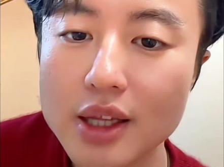 #黄金突破历史新高 #创作者中心 #创作灵感狗总的课代表来了,白银涨势如何?拿住了,5年之后还会翻一翻,但是涨势不如今年 #狗总