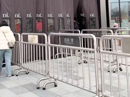 三胖今天试营业,骑着小三轮来浅浅逛一下吧~#胖东来#实拍 #日常vlog #购物中心 #强烈推荐