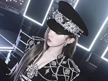 “王牌飞行员申请出战”
#女团 #idle #气场全开