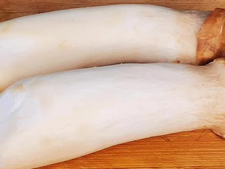 杏鲍菇最下饭的做法,鲜香滑嫩又营养,开胃不油腻,家人超爱吃#抖音美食创作人 #跟着抖音学做菜 #美食