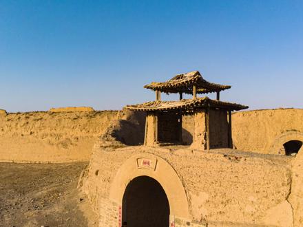 永泰龟城:屹立在戈壁荒漠中400年的传奇古城! #文化旅游 #云享青海年 #景点打卡 #遗址