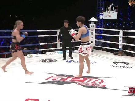 子弹姐”瓦伦蒂娜·舍甫琴科:UFC蝇量级冠军,格斗是我的一切...#拳击与格斗 #mma综合格斗 #职业拳手 #子弹姐VS王聪 #传奇人物