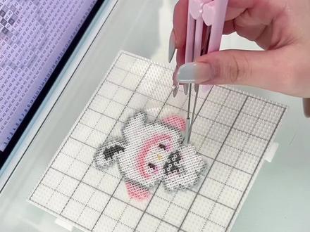 这一期干货满满哦 热撕会提升烘焙布寿命哦 视频内打错成美纹纸了#拼豆 #拼豆豆 #手工diy #像素风