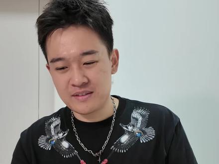 槟隆王100虫草榔子测评 我吃啥评论区的粉丝就能吃啥#槟榔 #槟隆王 #虫草槟榔 #榔子