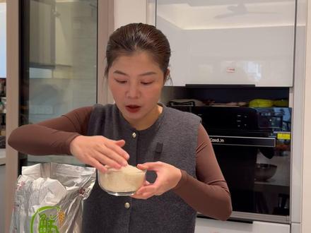 卢小厨做广式煲仔饭 #记录真实生活 #美食vlog #煲仔饭 #芊妈爱生活