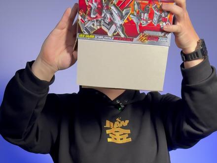 炫卡斗士W荒原银卫!!! 三总猛兽合一的炫卡斗士!!!谁能不爱!!#玩具 #炫卡斗士 #迷你特工队