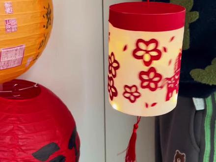 塑料瓶别丢❗️快过年啦🧨给小朋友做个小马灯笼,美呆了🎉#亲子手工 #过年 #小马灯笼 #回家是最好的年货