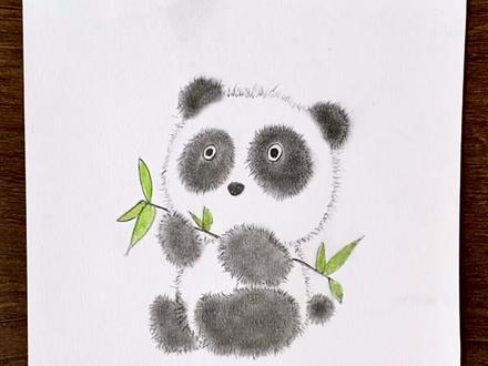 一只铅笔画与众不同的熊猫#简笔画 #简笔画教程 #可爱简笔画 #创意简笔画