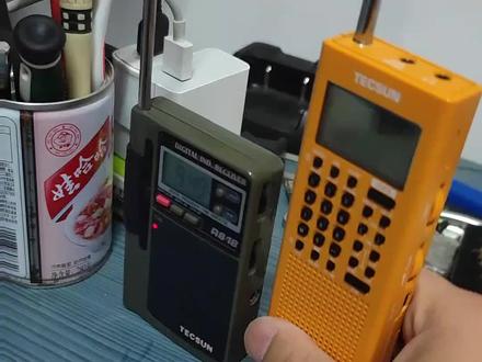 德生PL368对比德生r818 同一短波频率接收效果