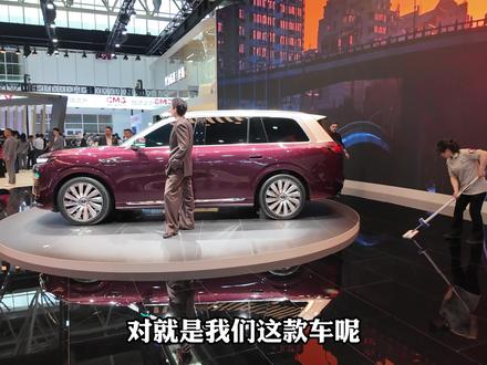 东风和华为首款车-奕境 三境中的东风和华为深度合作第一款车型,华为乾坤智能驾驶 ads5.0,百万像素dlp大灯,跟问界m9同平台打造,预计售价我感觉30万中40万内刚刚好!#北京车展 #东风 #奕境