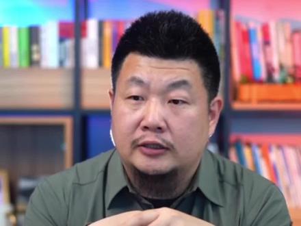 暴躁的父亲会影响女孩的情感,影响女孩对另一半的耐心。#家庭婚姻情感 #情感 #一定要看到最后 #内容过于真实 #情感心理学 #只有经历过的人才会懂 #原生家庭 #暴躁的老爸 #父亲 #女儿 #情感共鸣