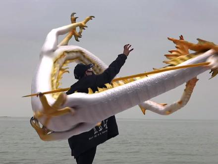 #轻而易剪 @剪映 大家要的3d龙绕人教程来了,素材在后面@DOU+小助手