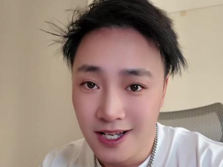 我发现最近还有人不会设置,信号堆叠,以及拨号键个性签名?来我教你#鸿蒙6#鸿蒙玩机技巧 #鸿蒙越用越香#数码科技