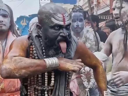 印度食人僧来了 #印度#奇闻趣事#抖音看世界