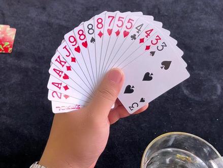 门口有保安! #无敌腾 #斗地主 #公司日常