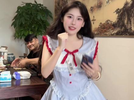 不是,老板你什么表情啊 #山东甜妹