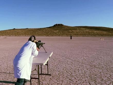 巴雷特是世界上最大口径的狙击步枪之一,被誉为“狙击之王”#巴雷特 #武器科普