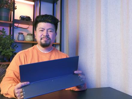 4K,OLED,轻松连接多台设备的广色域触摸便携屏 雕塑家MU156LO1 #便携屏 #显示器 #电脑配件