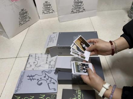 cortis台历完整拆箱 车主拆箱视频,〈发言仅代表个人看法〉,蛮多东西的,还是挺值的!(ps∶车主团偏3,所以视频会提及马丁,没有故意漏掉其他孙孙哦)#cortis #台历 #cortis台历 #周边 #开箱视频