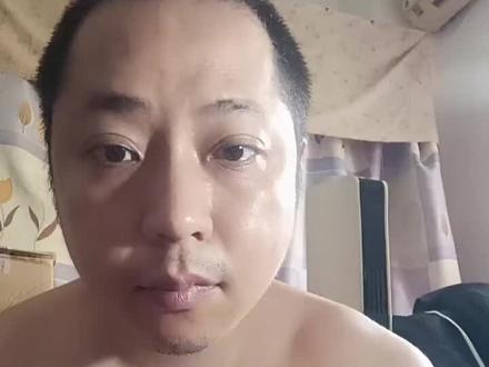 《僵尸部队4》解决喷火怪和装甲兵