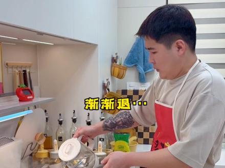 逢年过节必不可少的四喜丸子家常做法来啦,色香味俱全,过年赶紧在家试试吧,团团圆圆喜气满满!#四喜丸子#教老公做饭#年夜饭#美食教程