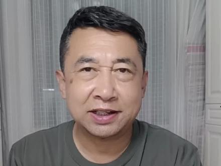 #欢迎光临我的生活 #原创视频 #剪纸飞机 #剪纸飞机教程 剪一个能飞的F15剪纸飞机。