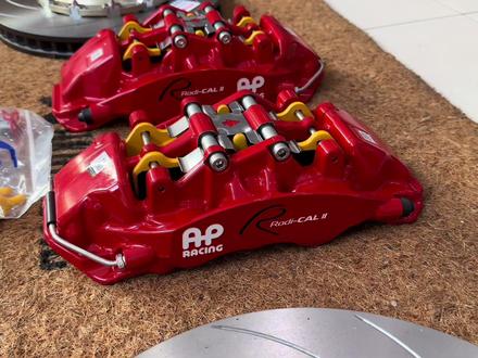 极氪009更换刹车ap9562 kbt套装,这台车啥都好,就刹车差点意思。#极氪 #极氪009