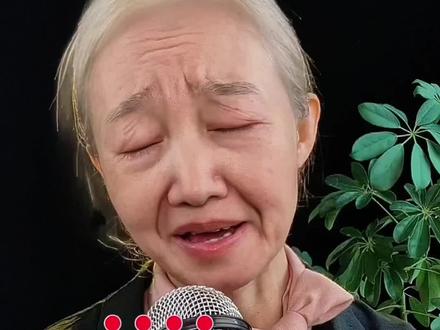 你们今天的节日都怎么过?有人给你们送花吗?#520 #情感共鸣