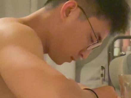 情侣日常|大家来看看这份检讨书写的如何?#情侣@抖音小助手 @DOU+小助手