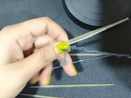 新手小白要的袜子起头视频来了,请接招!#纯手工编织 #编织袜子 #爱编织爱生活 #手艺人 #一双神奇的袜子