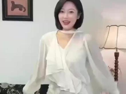我来帮你们联动一下@今天早睡 @我老田了 #舞蹈 #胆小鬼 #唱跳