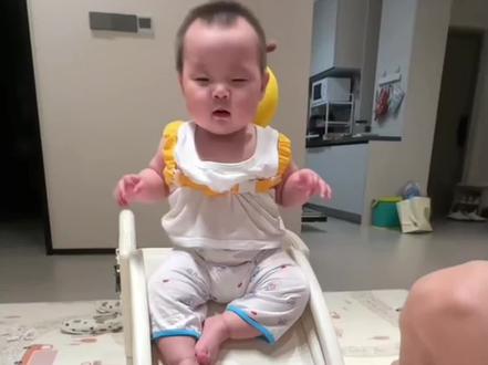 茉莉长大的参照物是敢自己滑滑梯了#邪恶面剂子#面剂子 @拽爸吴喊喊(酵父) @贺喜喜(酵母)