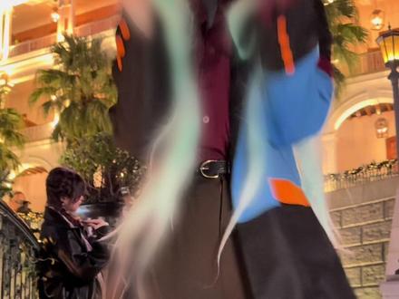 《肿瘤男孩》
💛:@南瓜头青蛙
🩵:@咖啡风味炸虾骑士
💙:@只是一只饭团猫🍙
#天祥院英智 #日日树涉 #朔间凛月 #严重ooc致歉 #自行避雷
@DOU+小助手