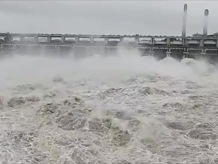 当印度开始修大坝,钱花了时间用了,大坝却没了! #青年创作者成长计划 #2025世界回忆录 #全球创作者计划 #零基础看懂全球 #印度