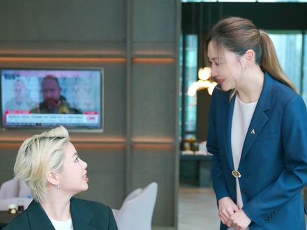 所以她到底是不是应采儿呀? #住对了就都对了 #明星空降希尔顿 @希尔顿Hilton