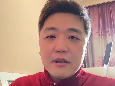 它打扫的不是灰尘,是我们之间那些细碎的隔阂