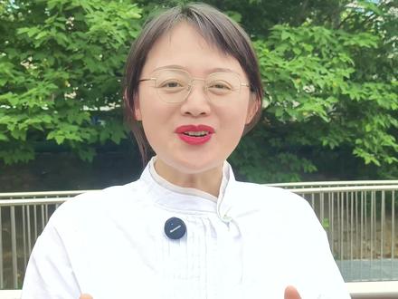 高三家长注意!高考穿衣有讲究 高考三天穿衣真的不能乱穿!三种衣服千万别穿,都是十几年监考经验总结,避免孩子紧张、被关注、进场受阻,湖北家长赶紧收藏!#湖北高考 # #湖北高三 #高考注意事项 #高考穿衣禁忌 #湖北考生家长
