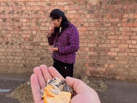 再在我面前装! #搞笑 #内蒙方言 #抽象 #内容过于真实 #阿文寡的