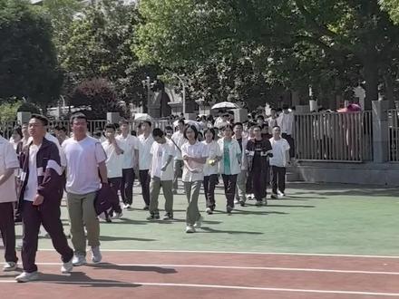 常德市一中2025高考加油!
梦想成真!