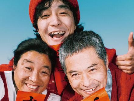 快来学!!过年回家一定要试试这样给家人拍摄一组超活人感的全家福#全家福 #摄影教程分享 #三脚架自拍 #全家福拍照姿势大全 #过年氛围提前搞起来了