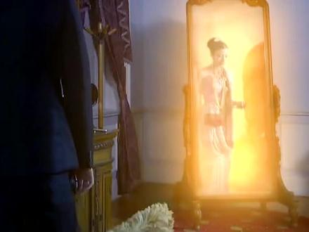 公主穿越镜子来到人类世界#上热门🔥 #好剧推荐 #泰剧暮光之爱9