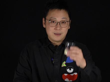 毛估估实验室:快速区分白米与黑米 毛估估,将白米与黑米分开,如何做到?#实验室日常#白米黑米粥 #科学实验#红包#黑米白米