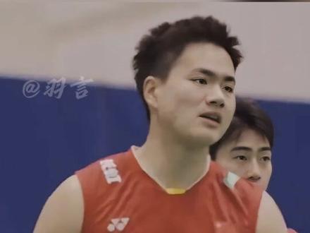 听见这话你是什么感觉?#王昶 #梁伟铿 #亚运会#运动员的颜值真不是吹的 #羽毛球男双