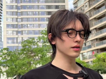 带上它之后,我感觉我脑子要“退化”了 #千问AI眼镜S1 #千问S1眼镜 #千问眼镜 #千问AI眼镜 #OTA