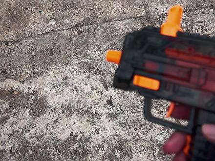 能够全自动发射摔炮的枪真是太酷啦 #玩个很新的东西 #摔炮枪