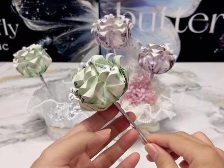 详细的玫瑰花折叠教程来啦~ #玫瑰 #有钱花 #diy手工