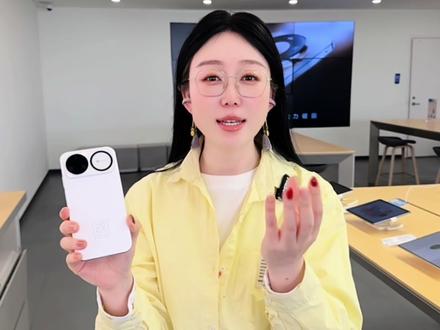 AI沾色功能+红枫原色双镜头 Nova15拥有超强体验与实力感#华为nova15真机开箱 #nova15 #AI沾色 #红枫影像