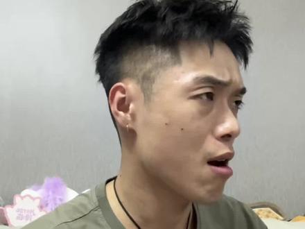 你送她全世界了我住哪儿? #抽象段子 #剧情演绎 #520 #搞笑视频
